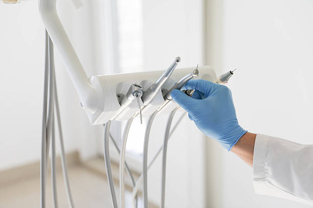 24/7 Emergency Teeth Whitening experts in Dellwood, MO